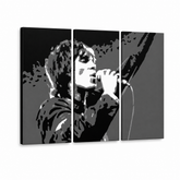 Ručno oslikana POP Art slika Ian Brown 3 dijela ib2 – 3D vizualizacija ručno oslikanog platna na bijeloj pozadini. Dominantne boje: crna, bijela, siva.