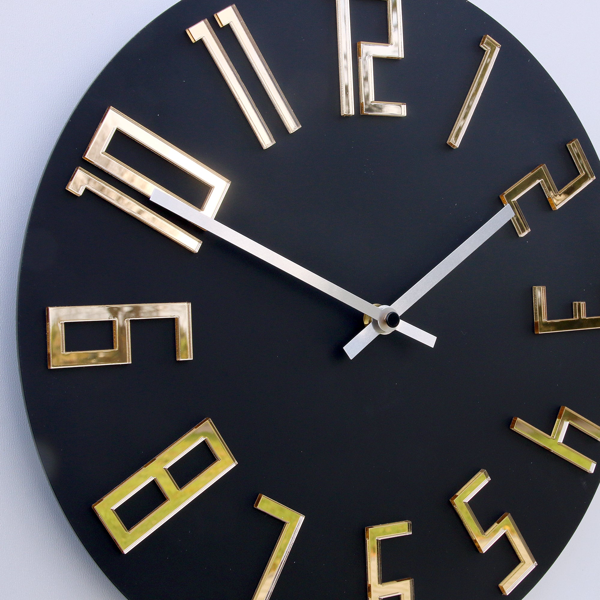 Moderni zidni sat SLIM Matte Black