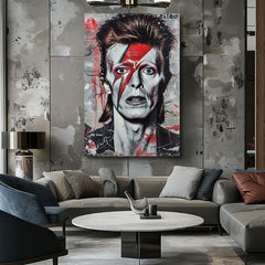 Slika na platnu s motivom david bowie s munjom na licu obješena u modernom stilskom interijeru iznad drvene konzole s vazom i svijećom, Papilora.