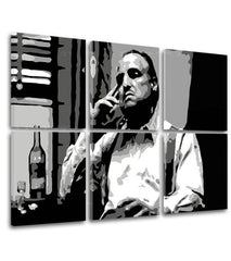 Slika na platnu s motivom muškarac s cigarom crno-bijelo obješena u modernom stilskom interijeru iznad drvene konzole s vazom i svijećom, Papilora.