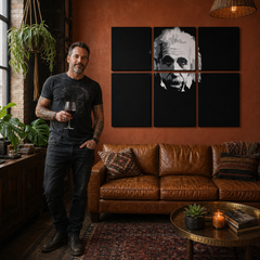 Ručno oslikana POP Art slika Einstein 6 dijelova Einstein – slika u modernom muškom interijeru, lifestyle vizualizacija. Dominantne boje: crna, bijela, siva.