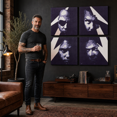 Ručno oslikana POP Art slika METALLICA, 4 dijela, metal – slika u modernom muškom interijeru, lifestyle vizualizacija. Dominantne boje: ljubičasta, plava, crna, bež, bijela.