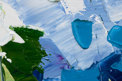 Detaljan prikaz teksture ručno slikane slike DRVEĆE 140x70 cm, s vidljivim potezima kista i nijansama zelene i smeđe boje.