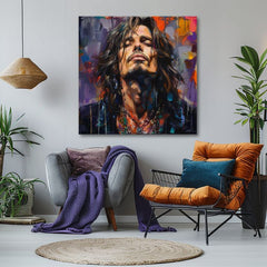 Ručno oslikana premium slika na platnu sa zlatnim akcentima s motivom portret muškarca duge kose i brade obješena u modernom stilskom interijeru iznad drvene konzole s vazom i svijećom, Papilora.