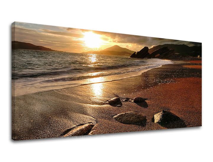 Slika na platnu s motivom zalazak sunca na pješčanoj plaži – 3D prikaz platna s vidljivim drvenim okvirom, Papilora.