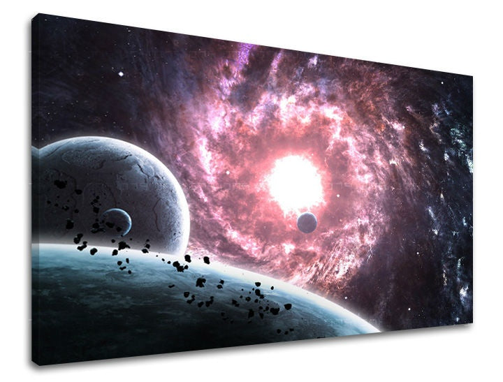 Slika na platnu s motivom planeti i galaksija u svemiru – 3D prikaz platna s vidljivim drvenim okvirom, Papilora.