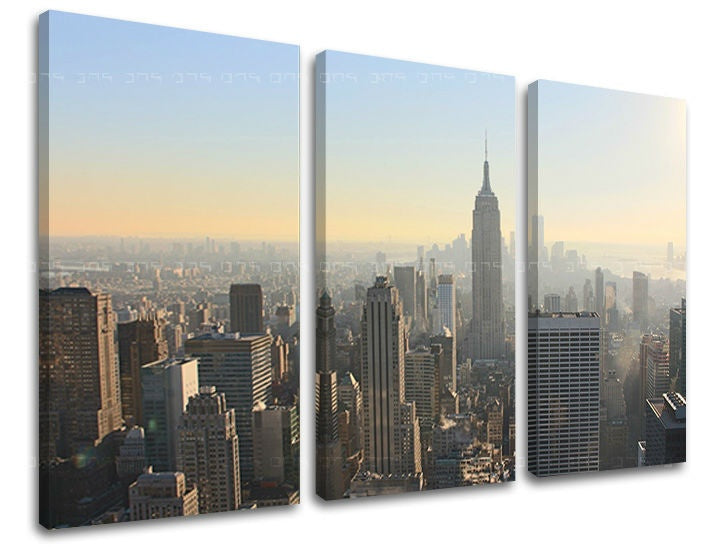 Slika na platnu s motivom panoramski pogled na newyorški horizont – 3D prikaz platna s vidljivim drvenim okvirom, Papilora.